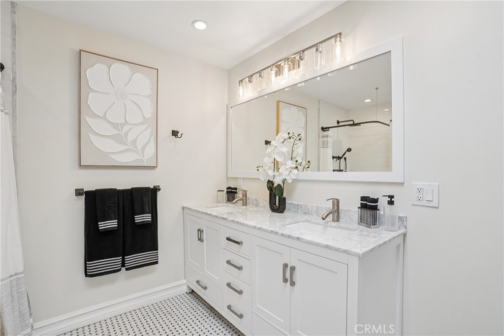 42 Kanan Road Property Photo 19