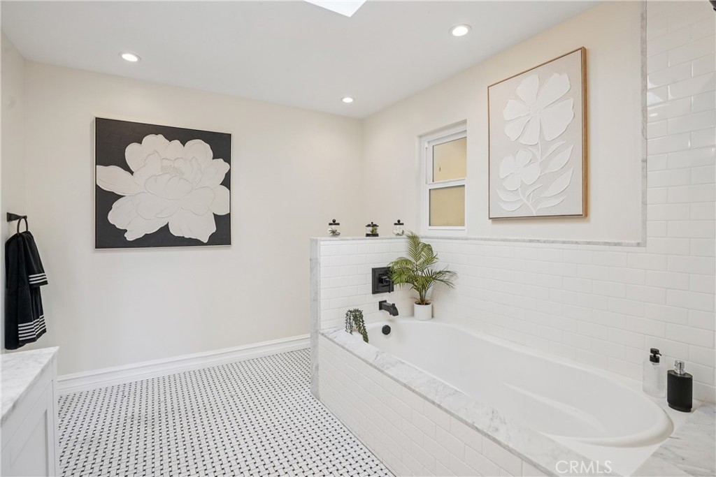 42 Kanan Road Property Photo 21