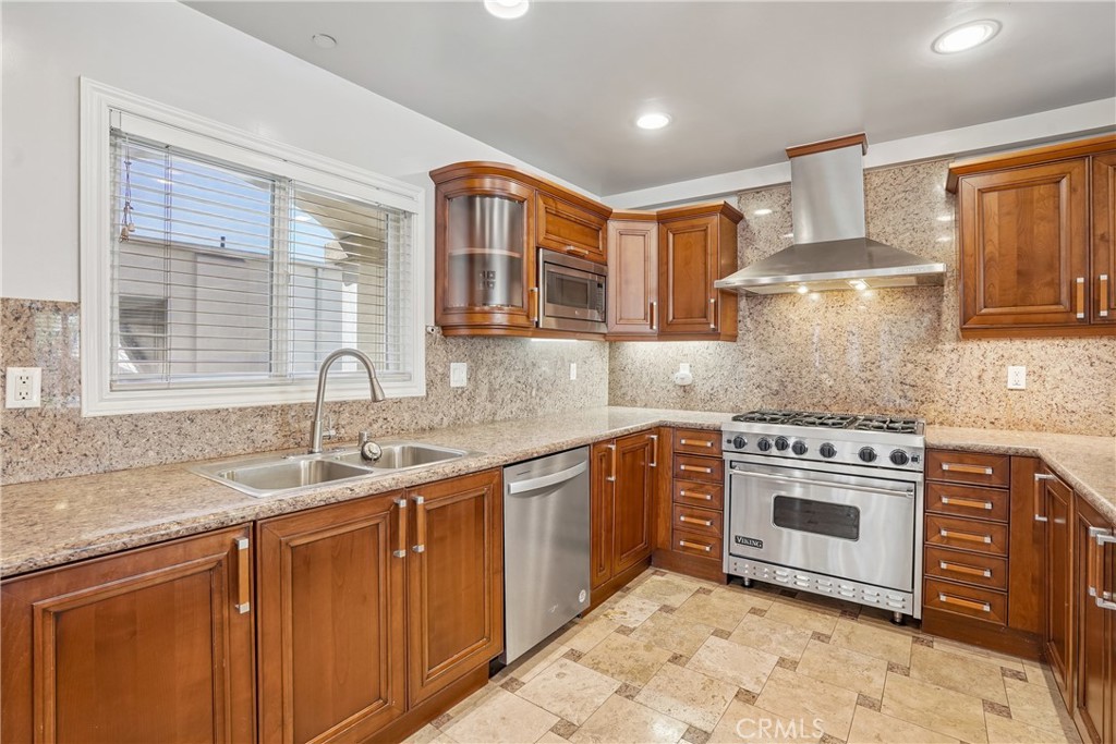1828 Glendon Avenue Ph1 Property Photo 7