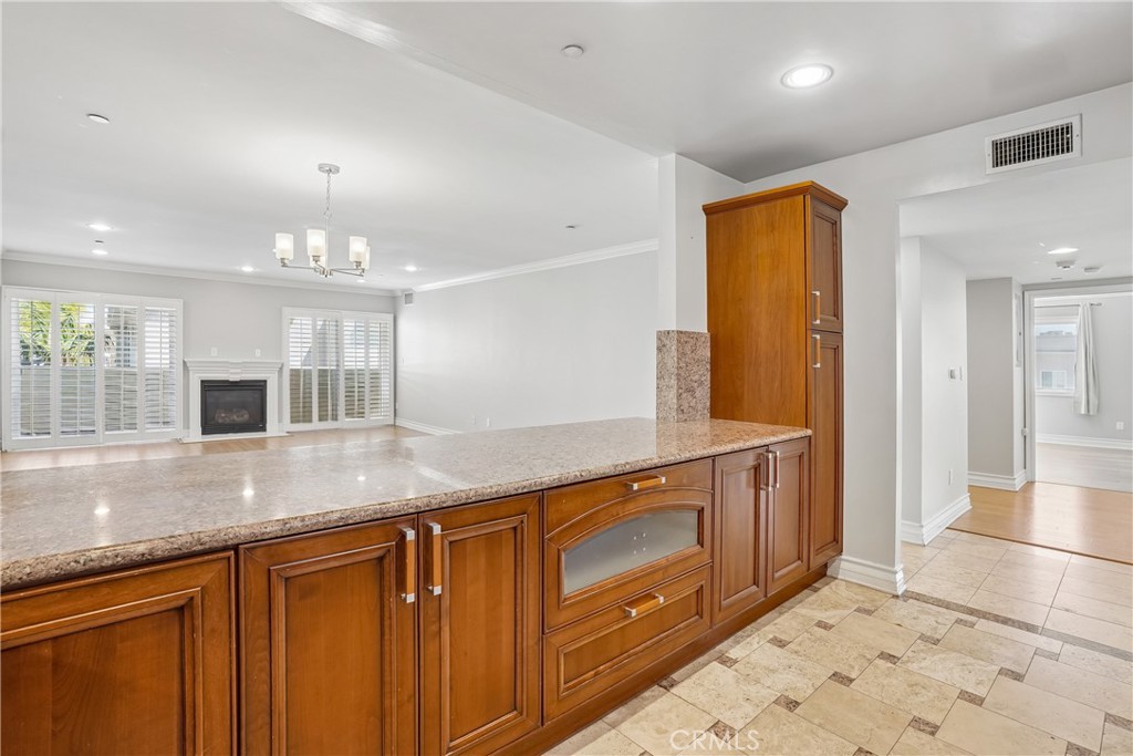 1828 Glendon Avenue Ph1 Property Photo 8