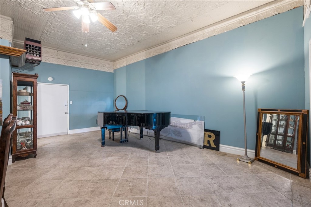 1644 N Wilmington Boulevard Property Photo 12