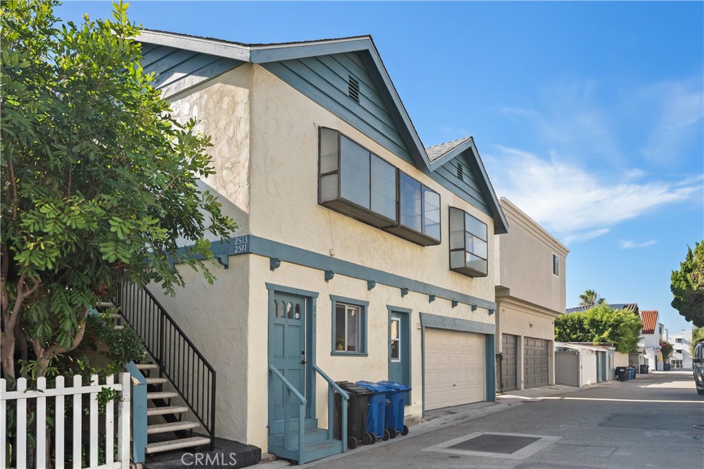 2513 Ozone Court Property Photo 1