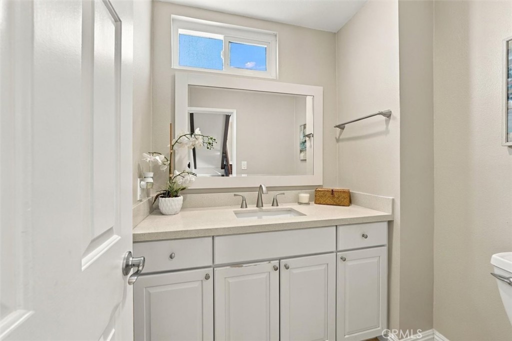915 Diamond Street 1 Property Photo 20