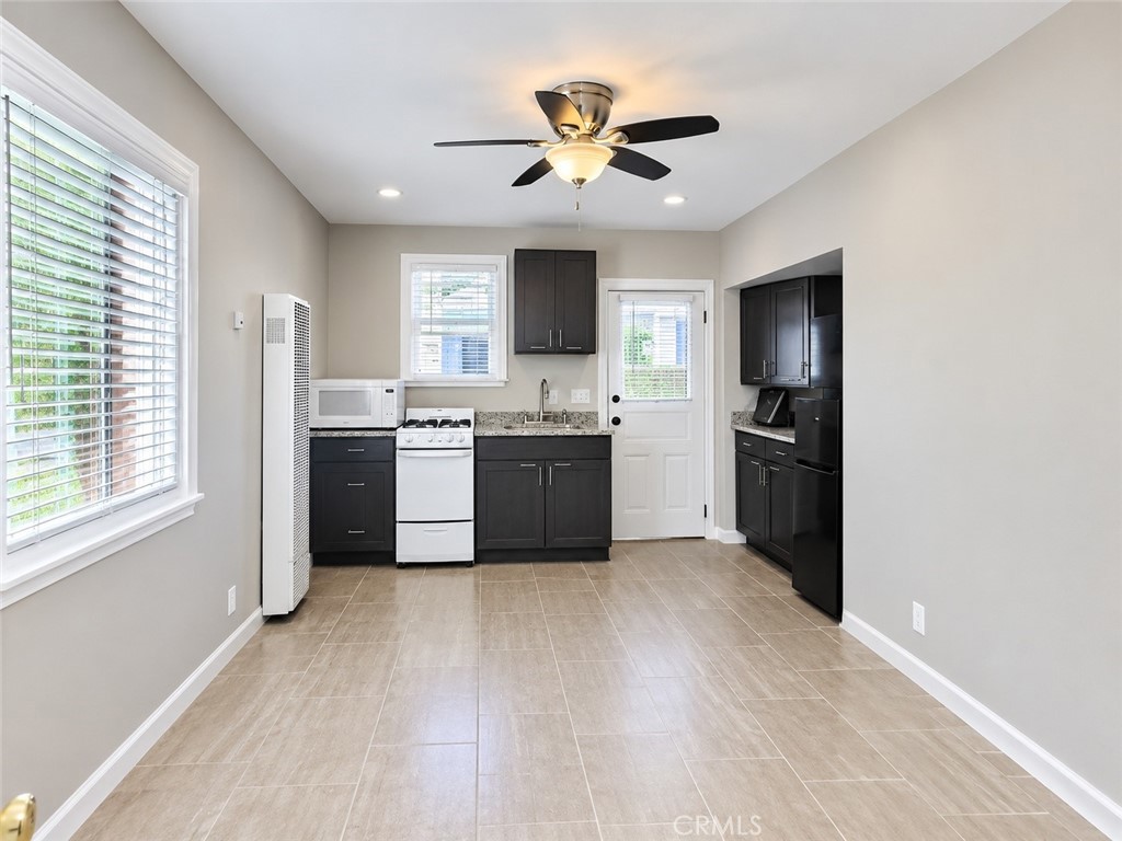 1520 Beech Avenue 1/2 Property Photo 3
