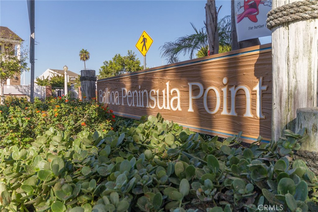 1905 E Balboa Boulevard Property Photo 23
