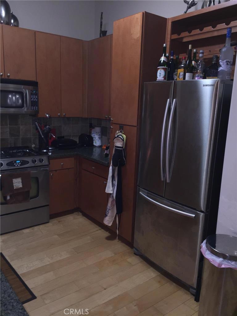 840 E Green Street 227 Property Photo 4