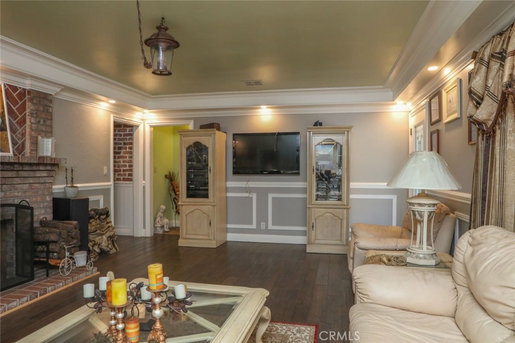 11421 Barclay Drive Property Photo 6