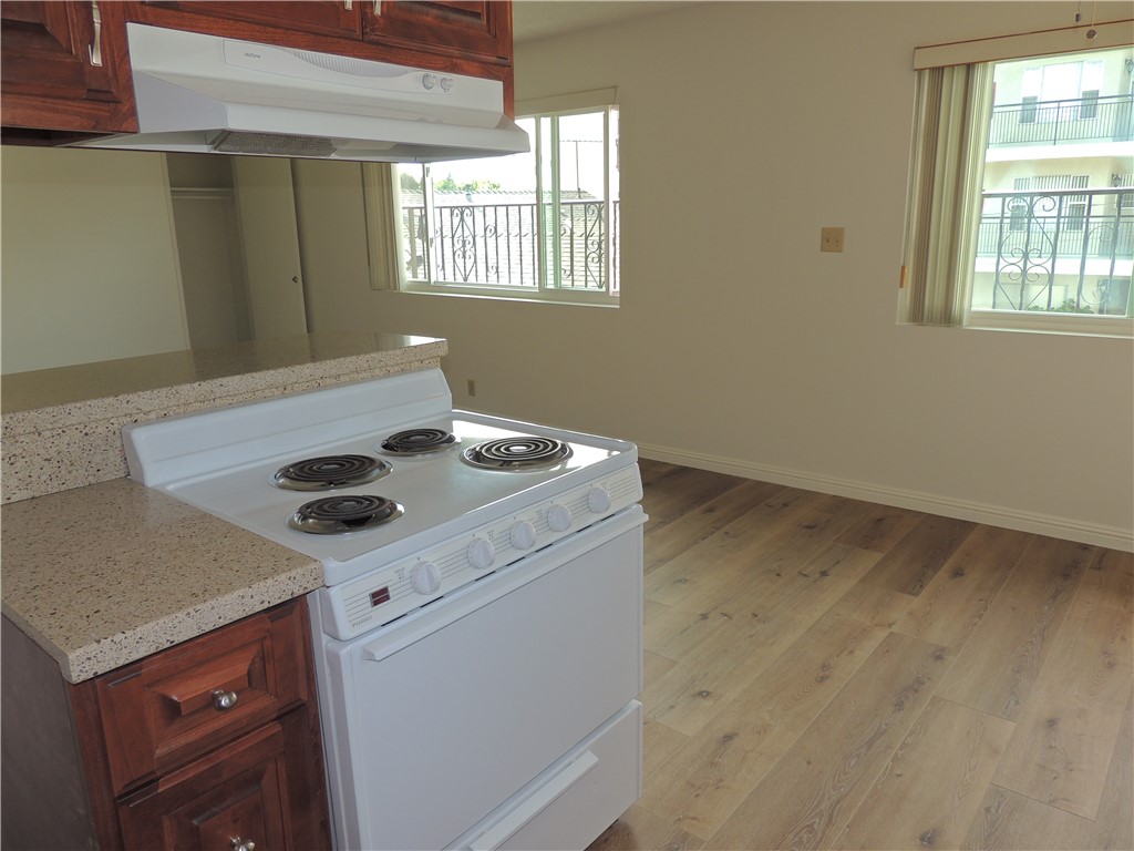 321 Gladys Avenue 4 Property Photo 10