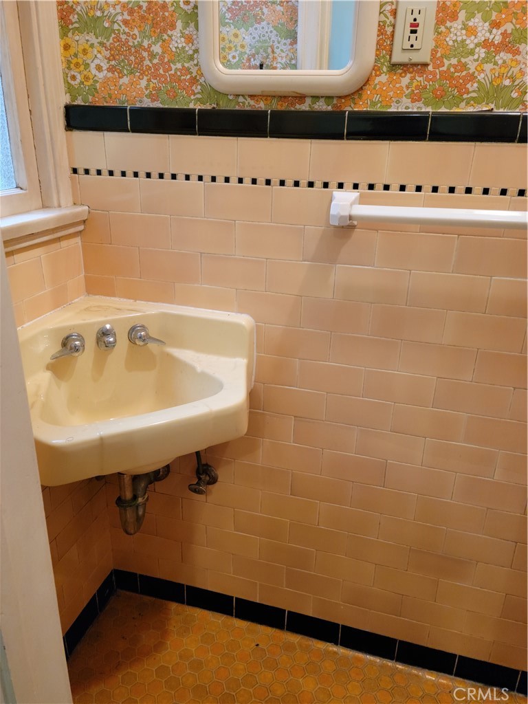 3805 Linden Avenue Property Photo 29