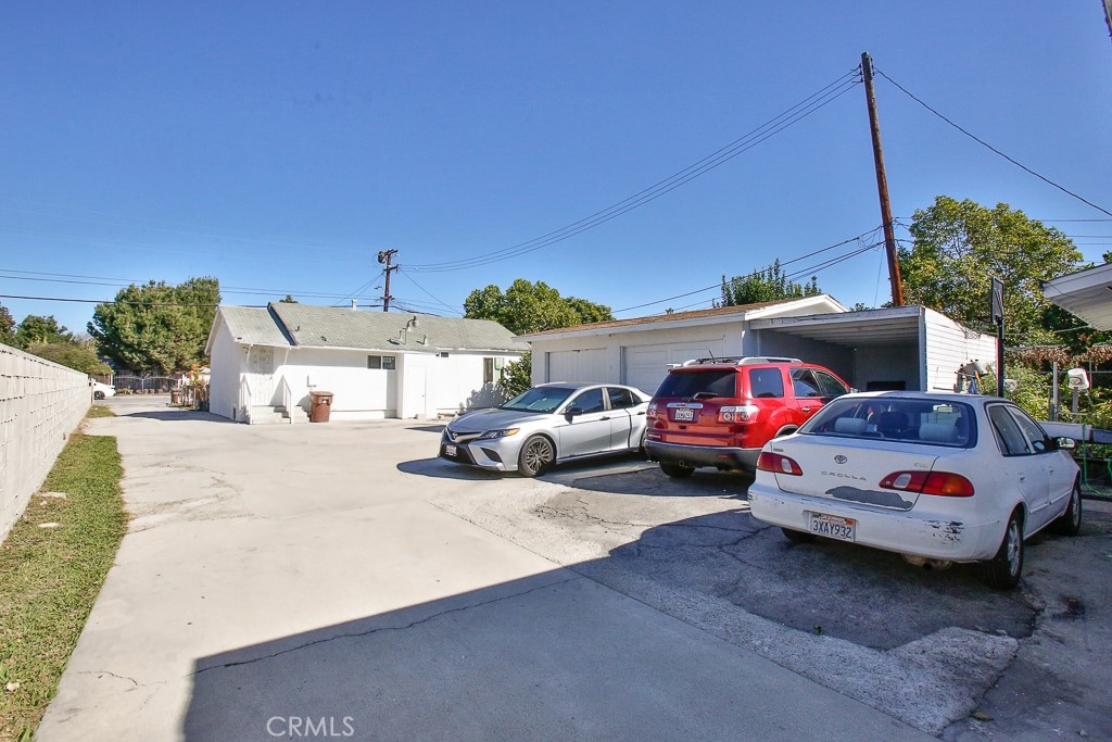 11670 Ferris Road Property Photo 2