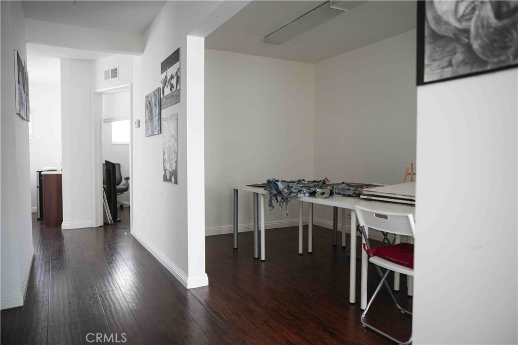 653 W Commonwealth Property Photo 14