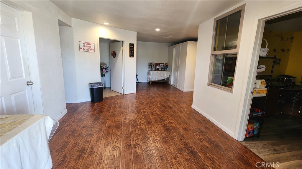 7842 Grape Street Property Photo 5