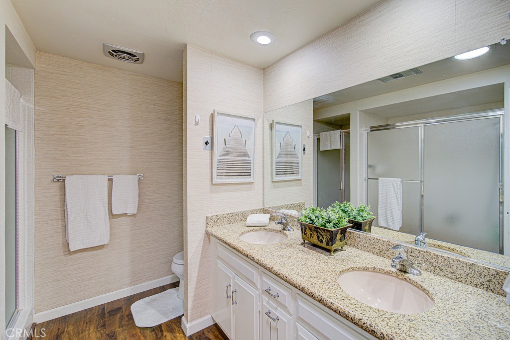 2090 Ronda Granada C Property Photo 21