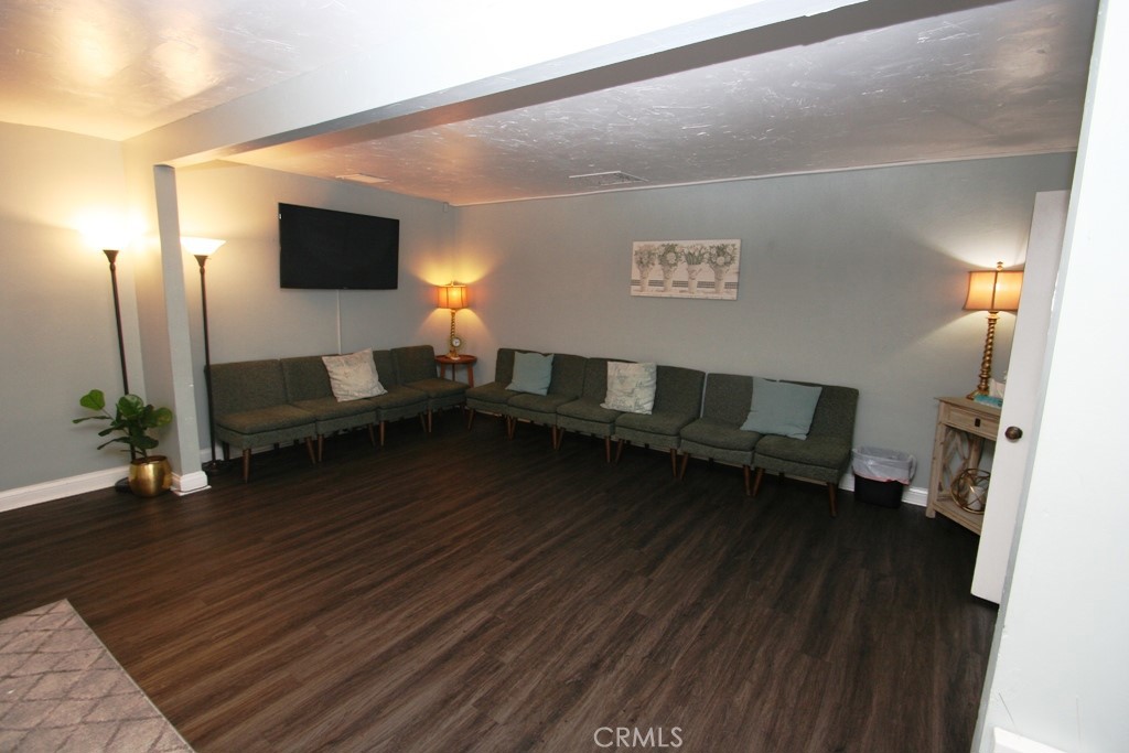 1206 Centinela Avenue Property Photo 17