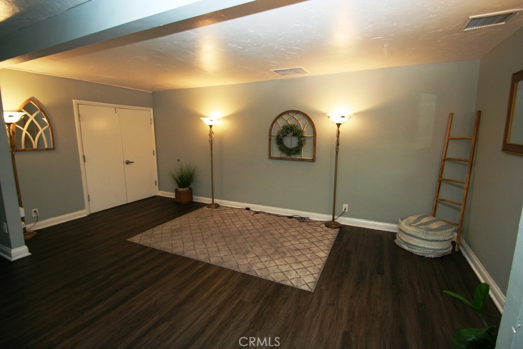 1206 Centinela Avenue Property Photo 20