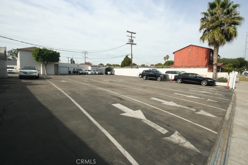 1206 Centinela Avenue Property Photo 23
