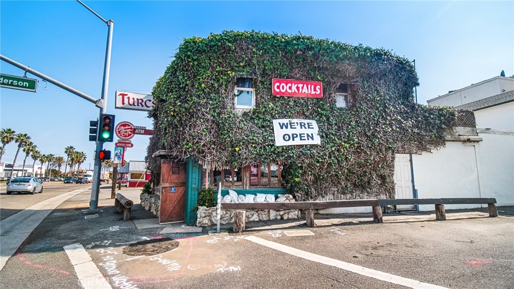 16321 Pacific Coast Highway Property Photo 1