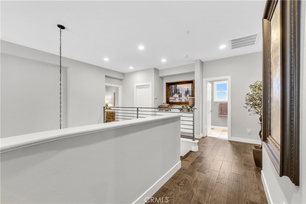 10 Waterside Cove Property Photo 25
