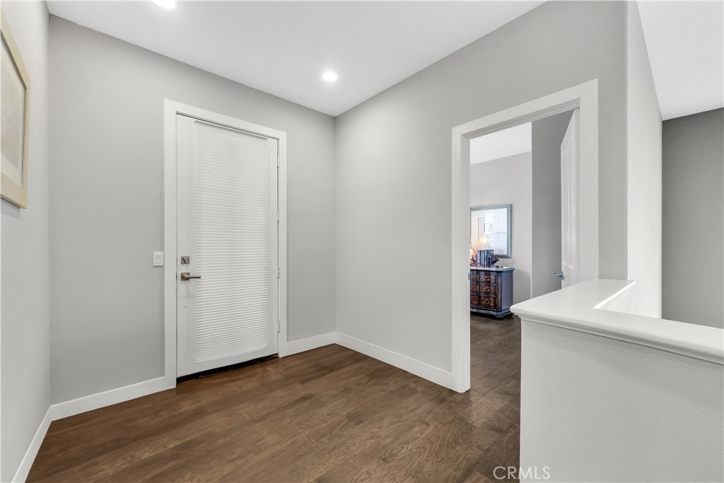 10 Waterside Cove Property Photo 26