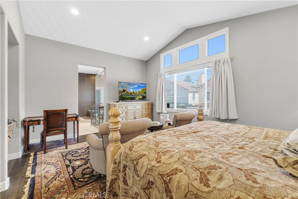 10 Waterside Cove Property Photo 40