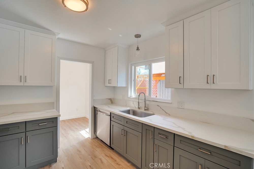 1615 W 145th Street 1 Property Photo 10