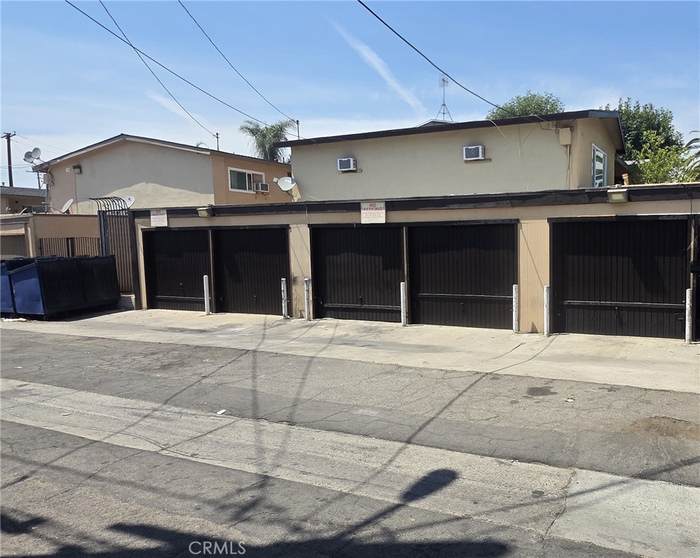 602 E Wilhelmina Street Property Photo 3