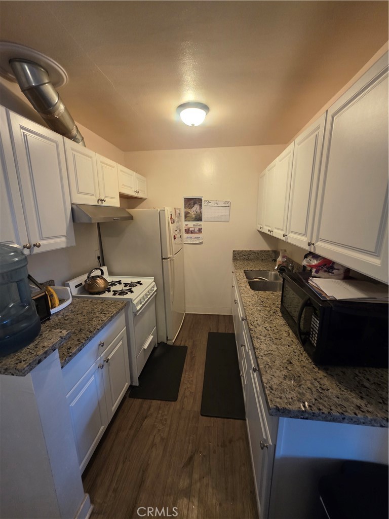 602 E Wilhelmina Street Property Photo 23