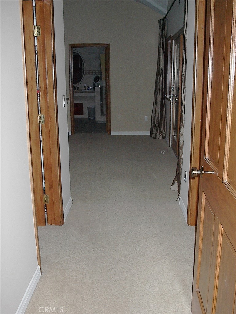 2124 Glen Ivy Drive Property Photo 8