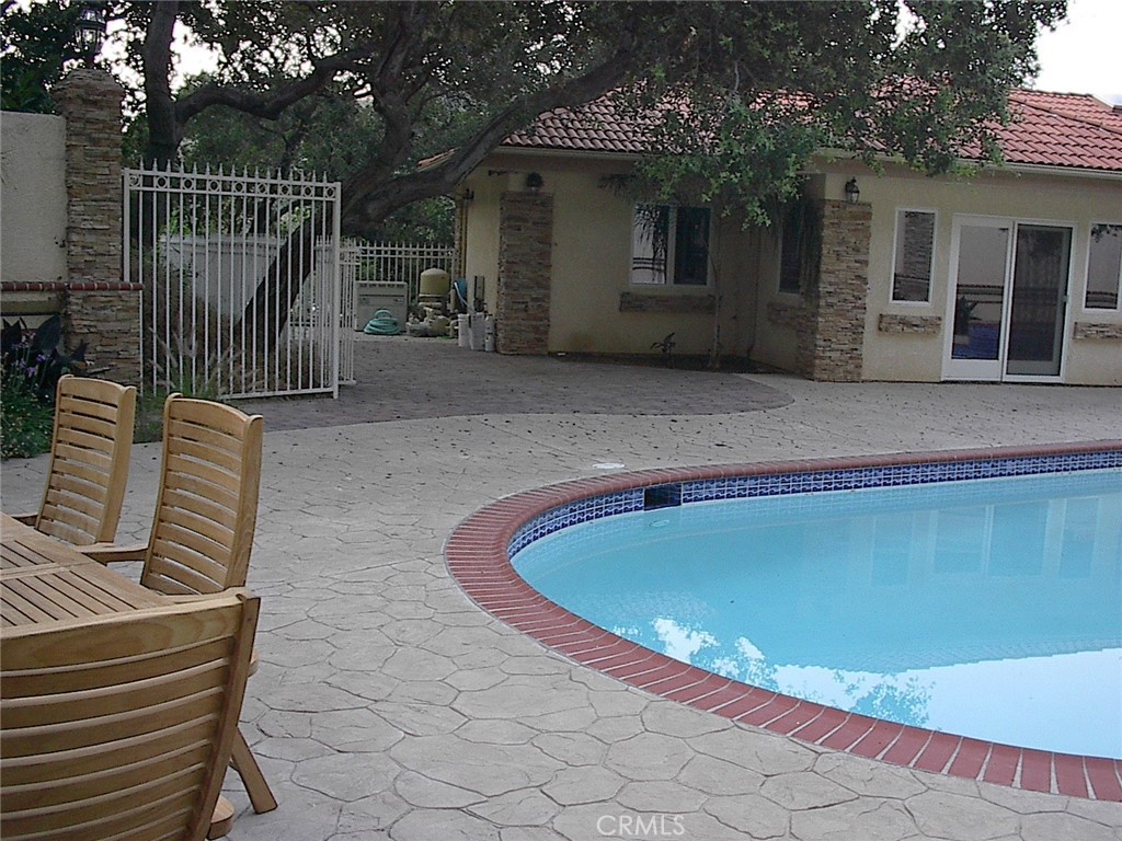 2124 Glen Ivy Drive Property Photo 30