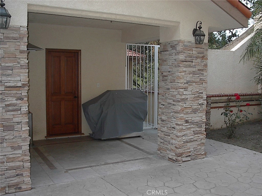 2124 Glen Ivy Drive Property Photo 33