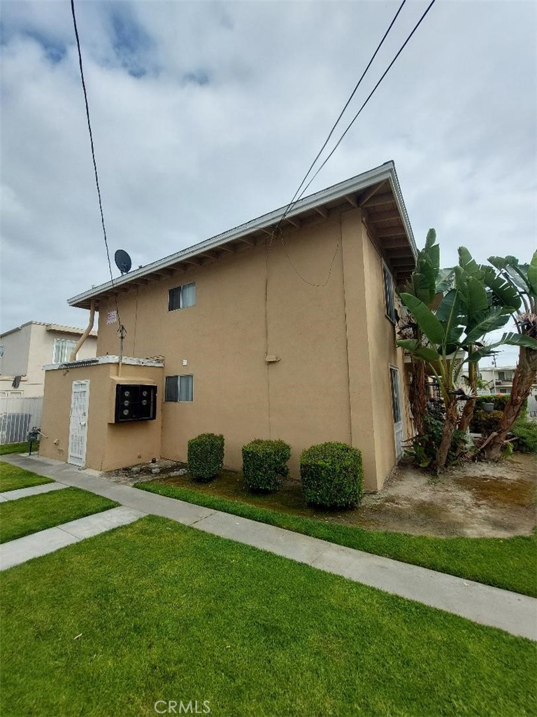 7545 Jackson Way Property Photo 3