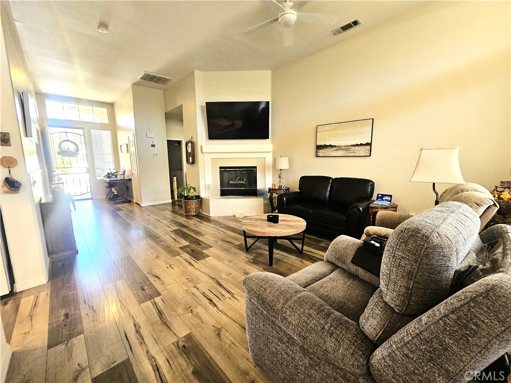 28929 Raintree Drive Property Photo 4