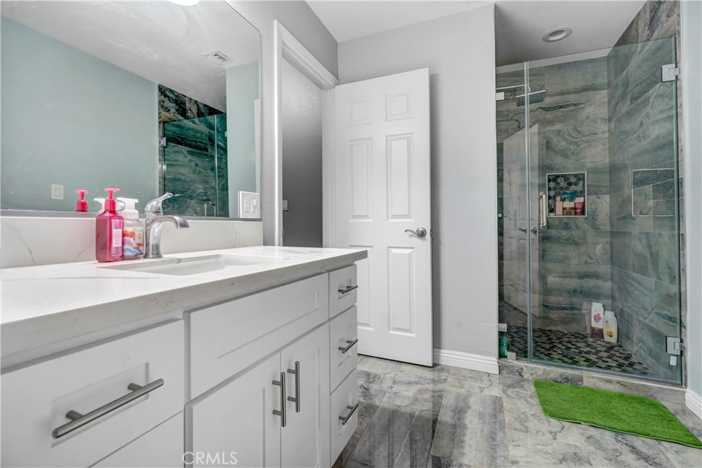 4975 Ginger Court Property Photo 16