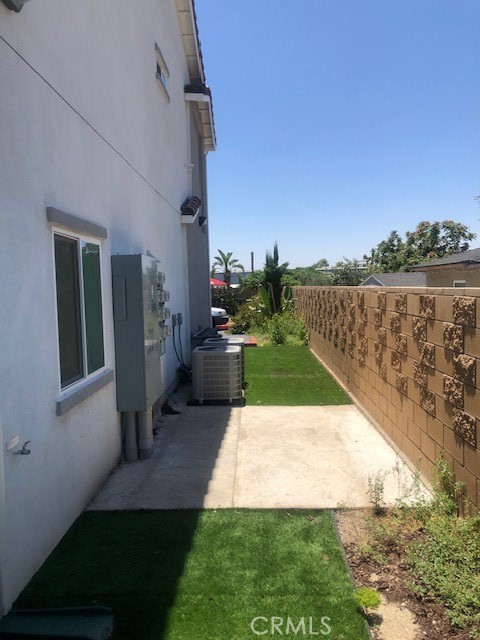 13665 Arrow Boulevard 6 Property Photo 21