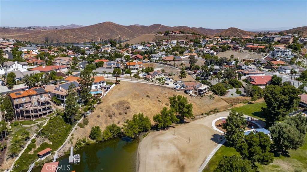 22036 San Joaquin Drive W Property Photo 14