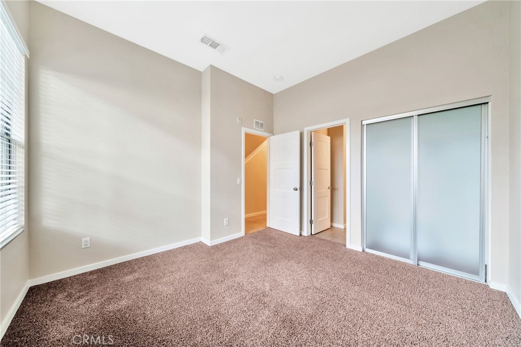 563 W Maple Avenue Property Photo 12