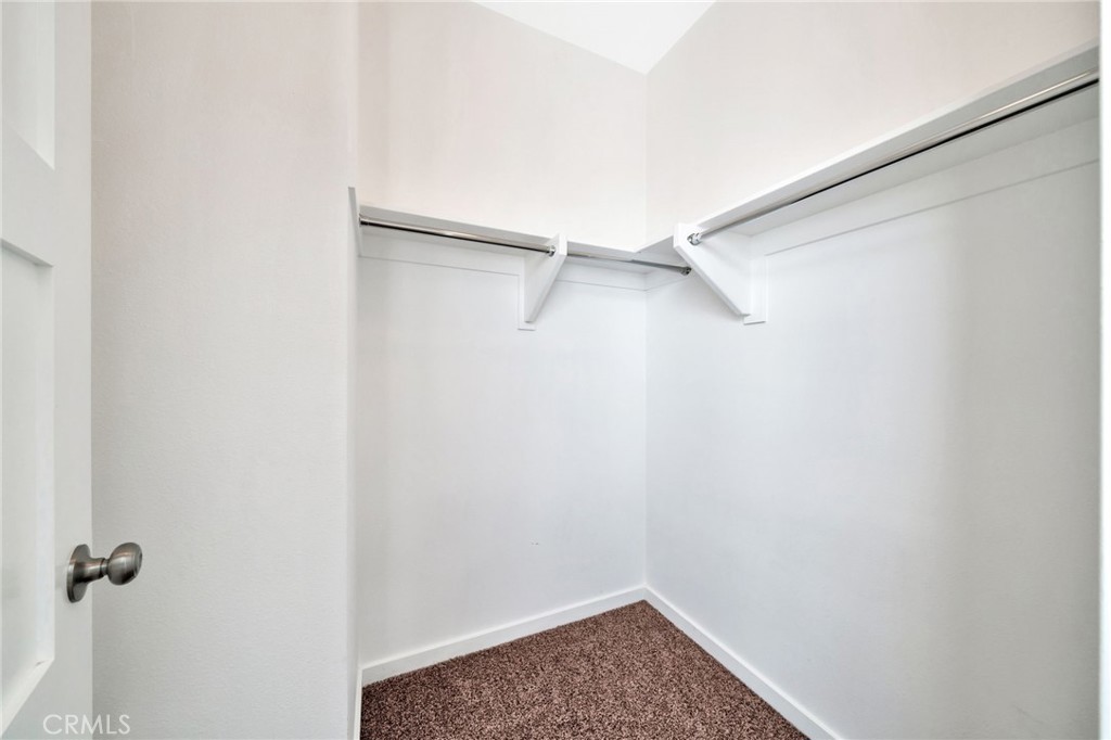 563 W Maple Avenue Property Photo 18