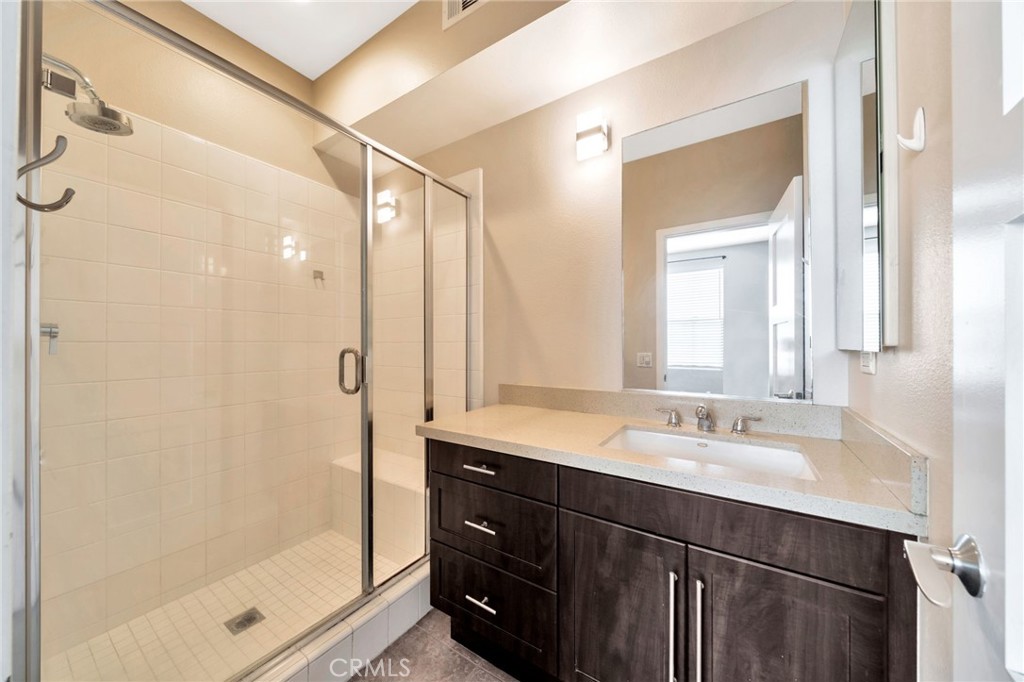 563 W Maple Avenue Property Photo 19