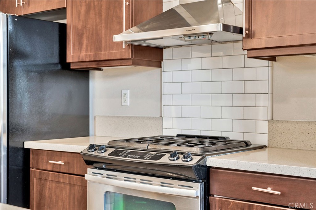 563 W Maple Avenue Property Photo 29