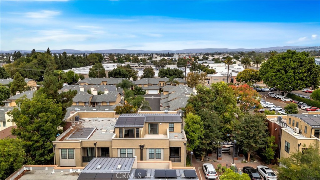 563 W Maple Avenue Property Photo 43