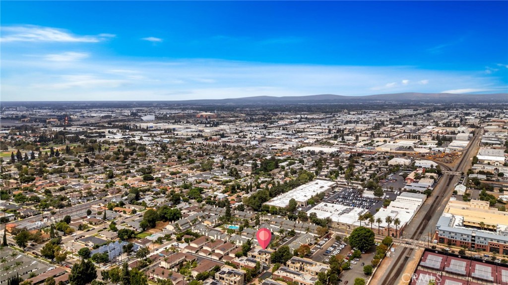 563 W Maple Avenue Property Photo 45