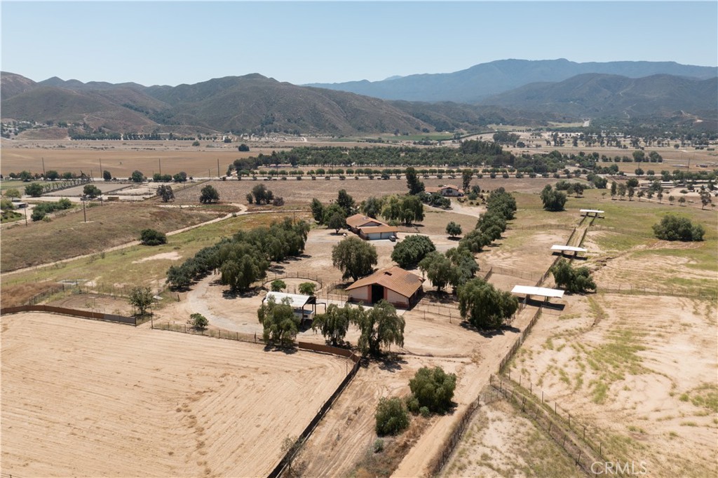 36400 De Portola Road Property Photo 7