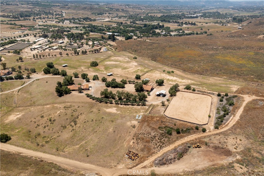 36400 De Portola Road Property Photo 8
