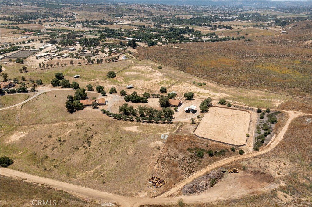 36400 De Portola Road Property Photo 9