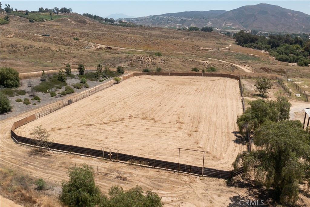 36400 De Portola Road Property Photo 10