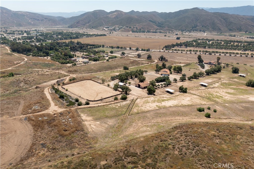 36400 De Portola Road Property Photo 13