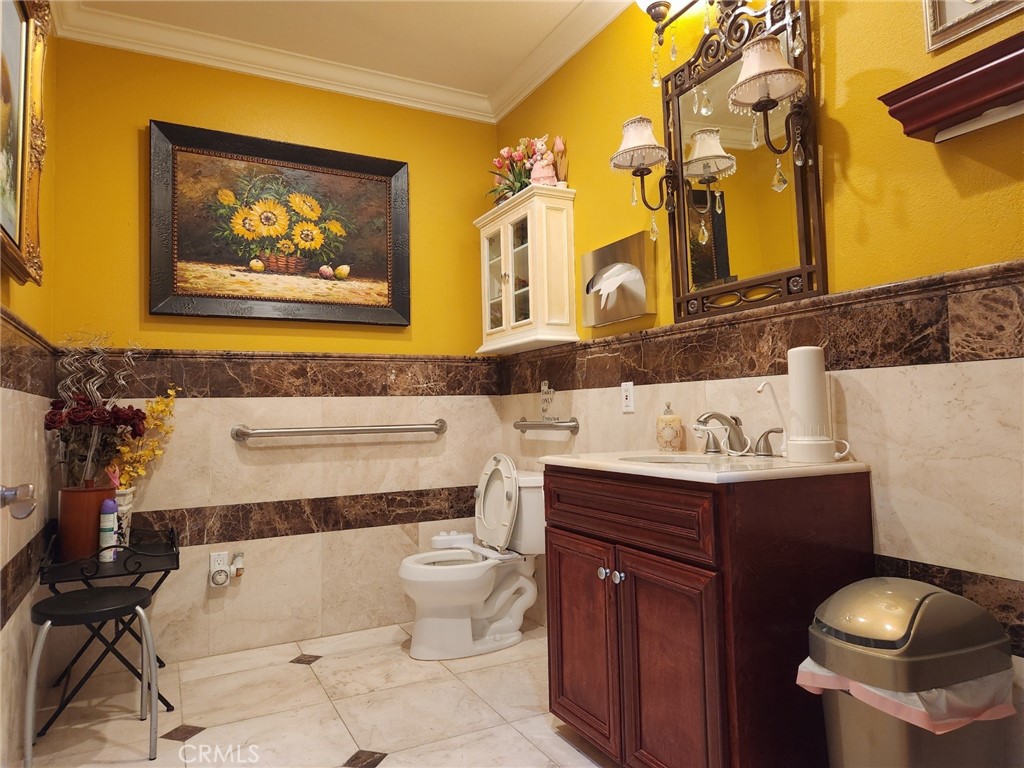 408 S Beach Boulevard 208 Property Photo 8