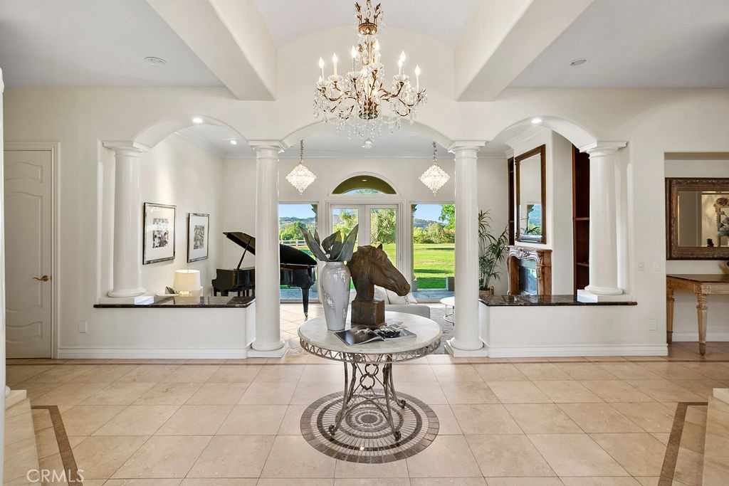 20420 Wendy Lane Property Photo 11