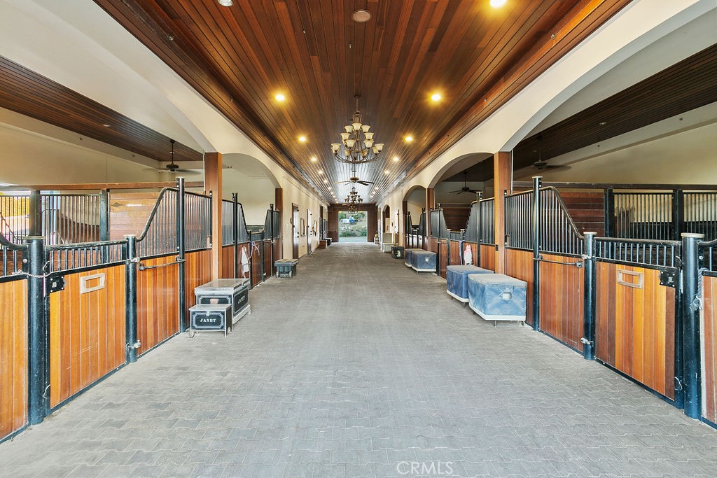 20420 Wendy Lane Property Photo 35