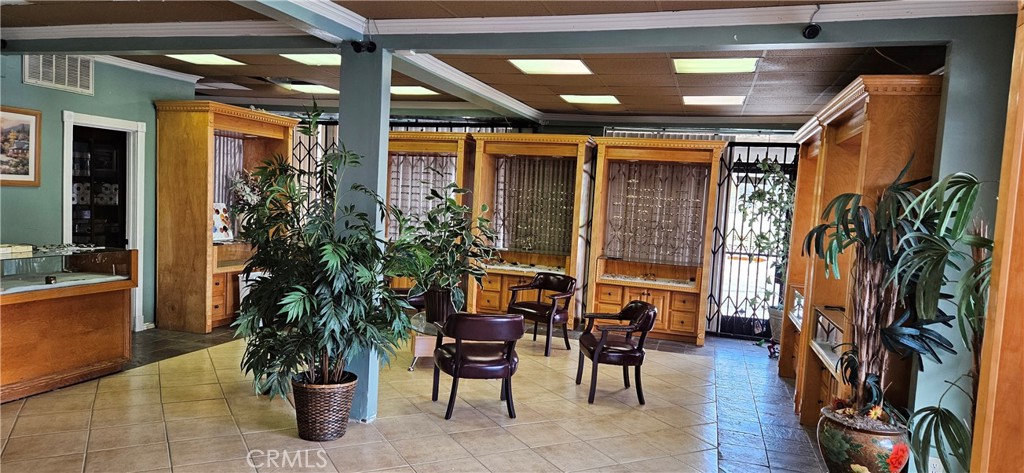 14506 S Crenshaw Boulevard Property Photo 2